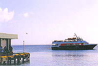 Boat departing
                        Culebra